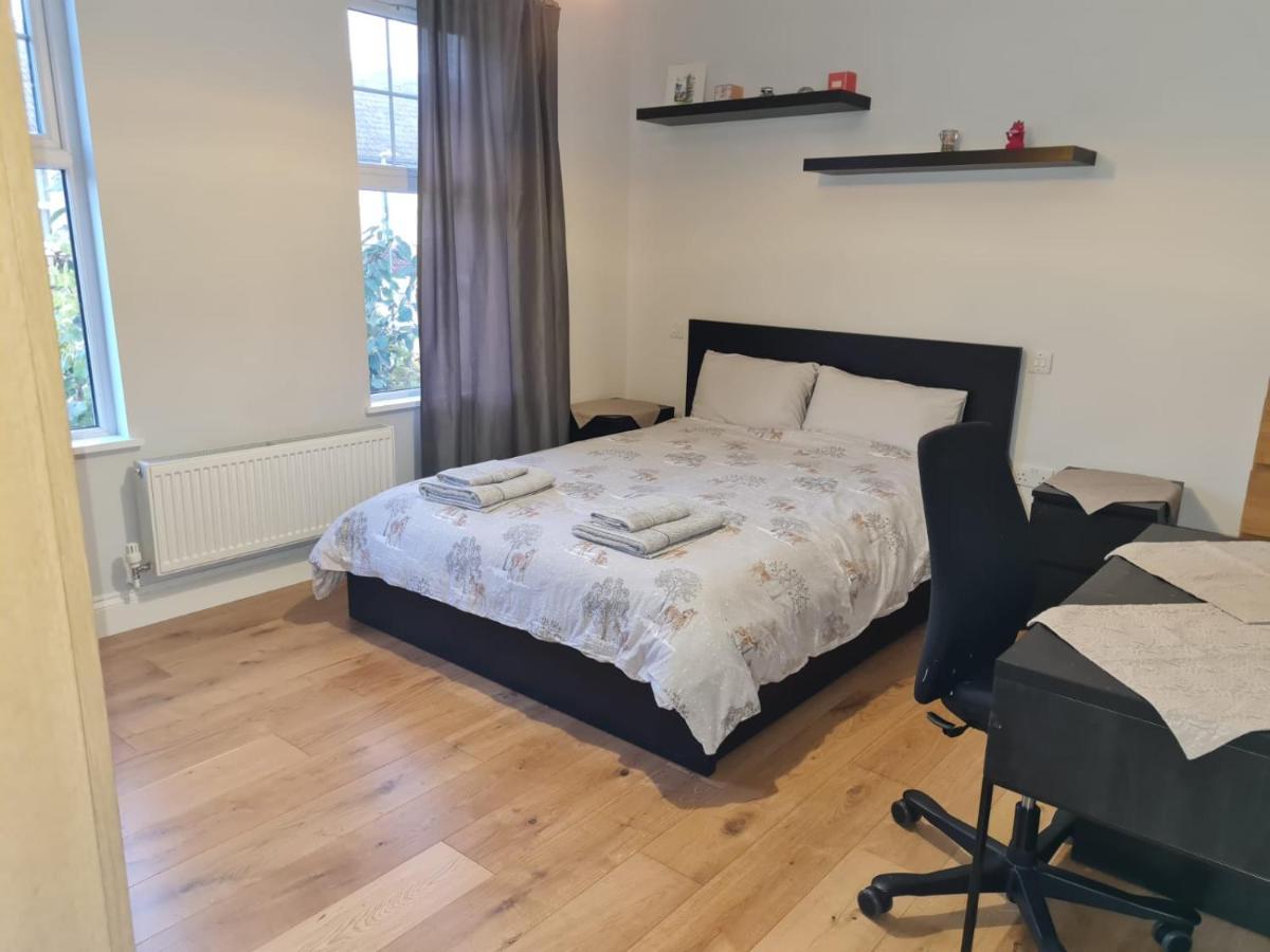 Daniari Guest Rooms Erith Exterior foto